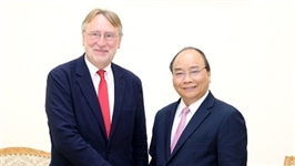 PM calls for prompt signing of VN-EU free trade deal